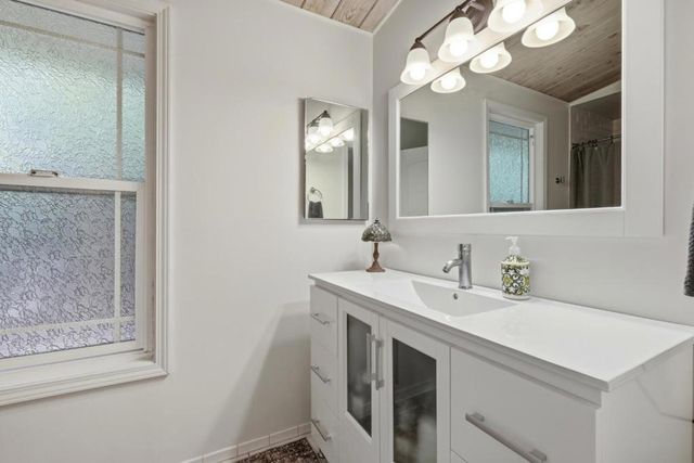 111 Greenview Drive, Boulder Creek, CA 95006