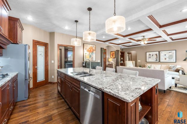 8805 E Palametto St Street, Sioux Falls, SD 57110