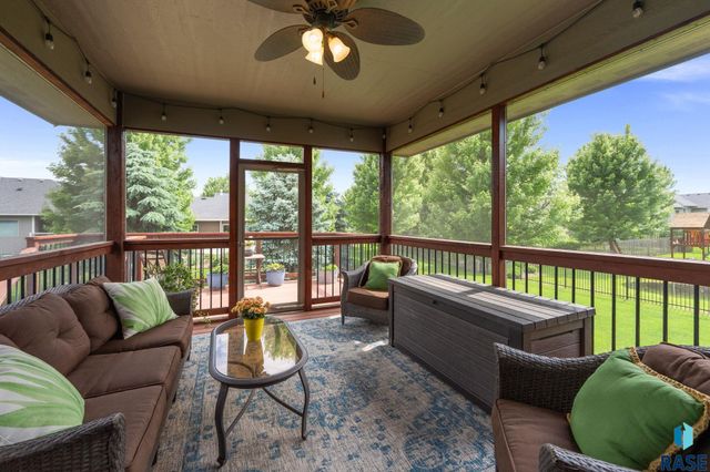 8805 E Palametto St Street, Sioux Falls, SD 57110