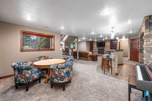 8805 E Palametto St Street, Sioux Falls, SD 57110