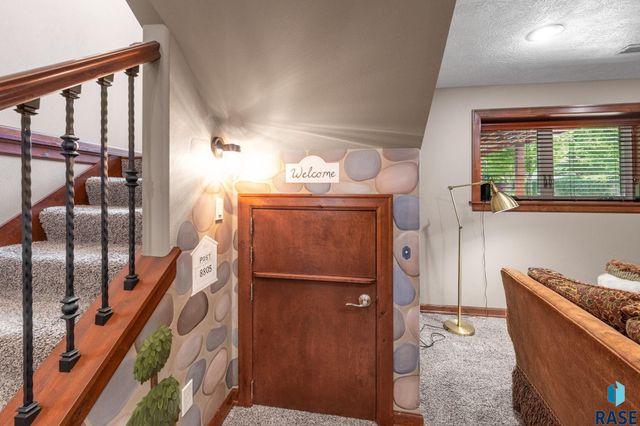 8805 E Palametto St Street, Sioux Falls, SD 57110