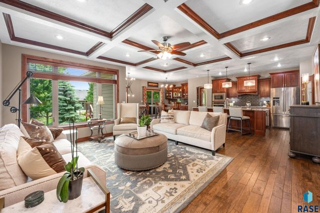 8805 E Palametto St Street, Sioux Falls, SD 57110