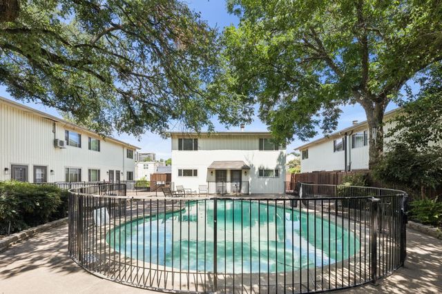 4039 Cole Avenue 106, Dallas, TX 75204