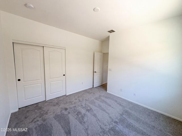5225 W Wild Burro Spring Drive, Marana, AZ 85658