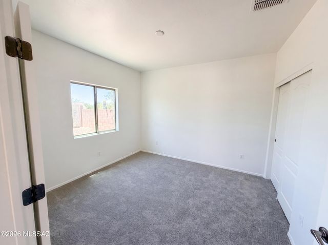 5225 W Wild Burro Spring Drive, Marana, AZ 85658