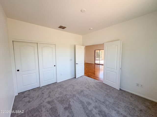 5225 W Wild Burro Spring Drive, Marana, AZ 85658
