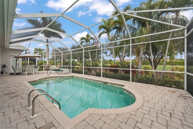 8201 Glenfinnan CIR, Fort Myers, FL 33912