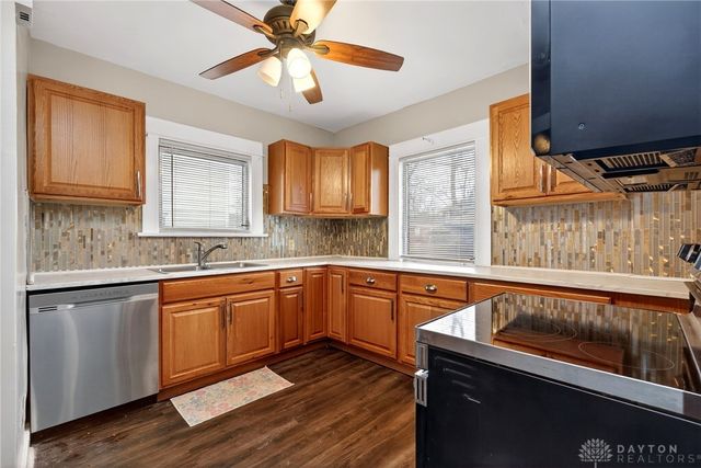 1728 Salem Avenue, Dayton, OH 45406