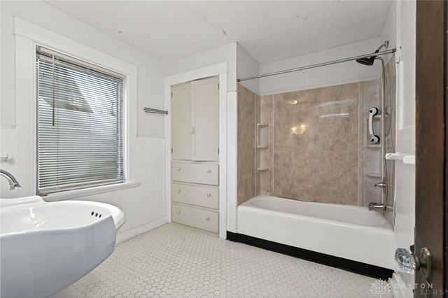 1728 Salem Avenue, Dayton, OH 45406