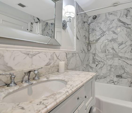 310 S Lake Drive, Lantana, FL 33462