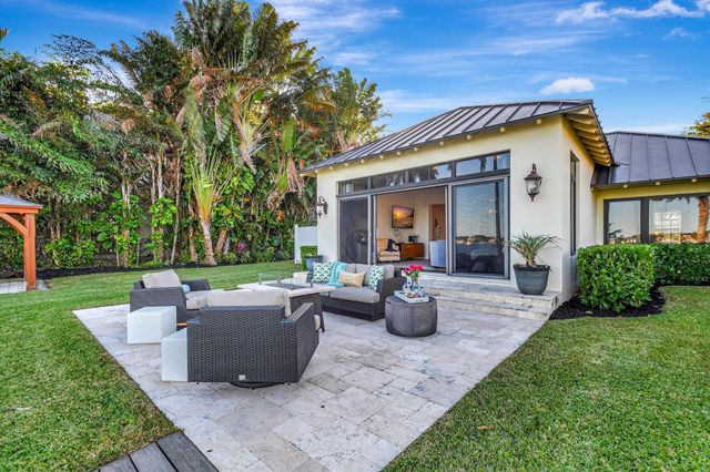 310 S Lake Drive, Lantana, FL 33462
