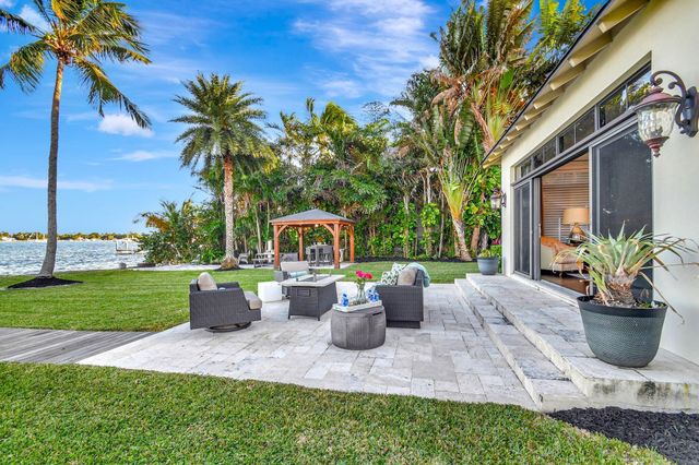 310 S Lake Drive, Lantana, FL 33462