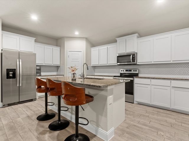 728 Golden Gate Park Road, Alvarado, TX 76009