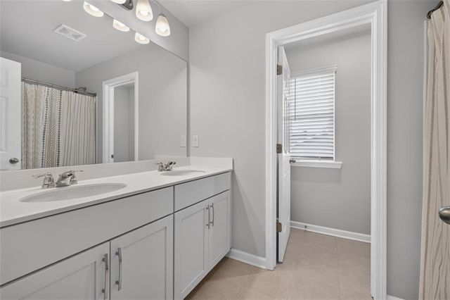 104 Grand Meadows Drive, Hoschton, GA 30548