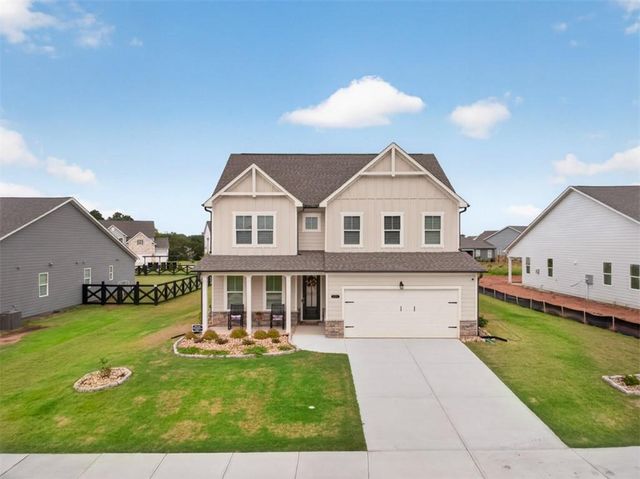 104 Grand Meadows Drive, Hoschton, GA 30548