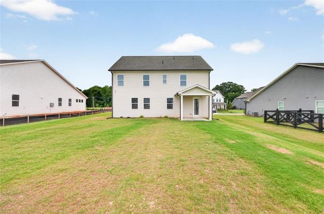 104 Grand Meadows Drive, Hoschton, GA 30548