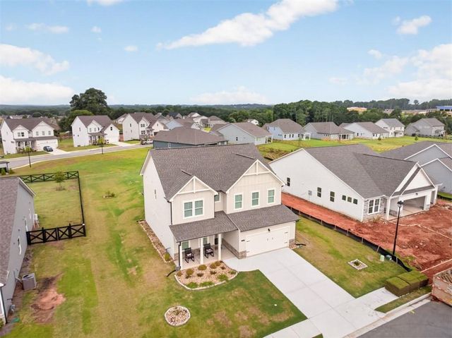 104 Grand Meadows Drive, Hoschton, GA 30548