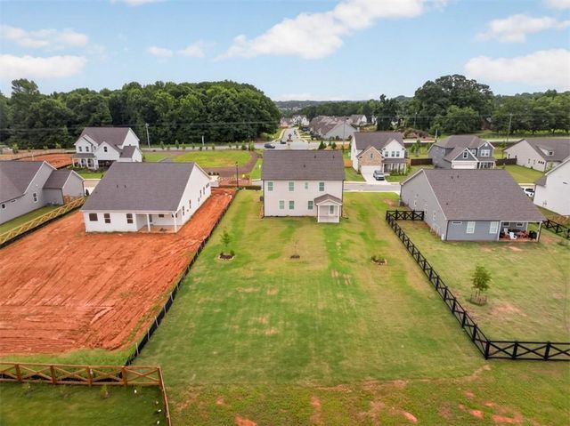 104 Grand Meadows Drive, Hoschton, GA 30548