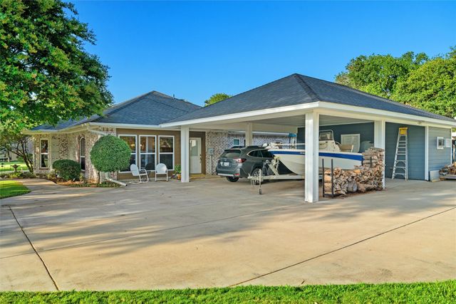 128 Meandering Way, Weatherford, TX 76086