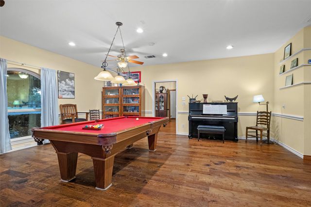 128 Meandering Way, Weatherford, TX 76086