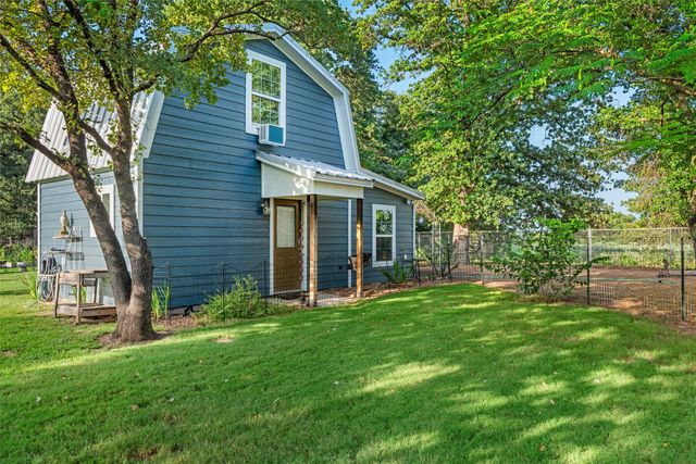 128 Meandering Way, Weatherford, TX 76086