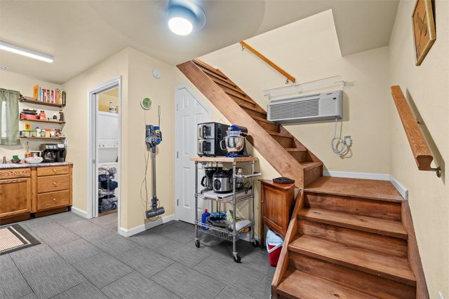 128 Meandering Way, Weatherford, TX 76086