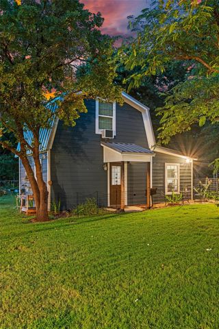 128 Meandering Way, Weatherford, TX 76086