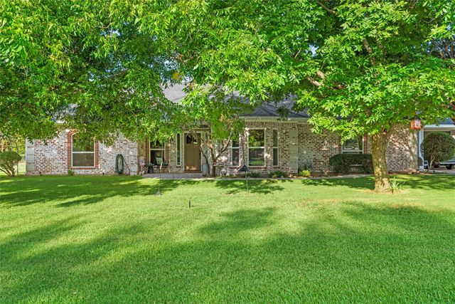 128 Meandering Way, Weatherford, TX 76086