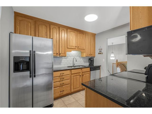 286 Frankland Street, Mahtomedi, MN 55115