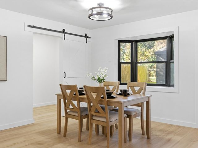 2005 E Leslie Lane, Sherman, TX 75090