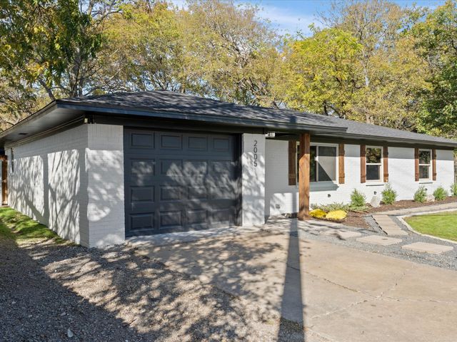 2005 E Leslie Lane, Sherman, TX 75090