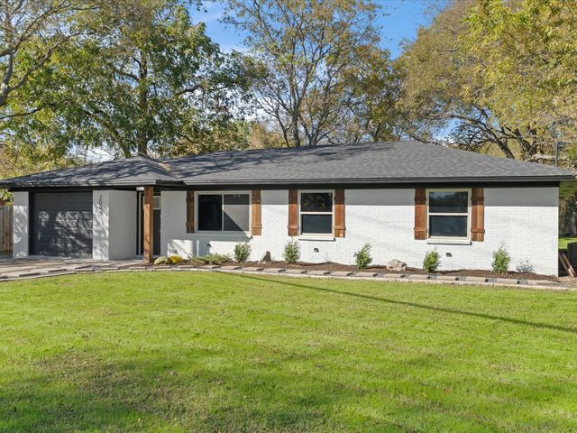 2005 E Leslie Lane, Sherman, TX 75090