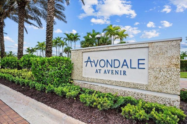 10366 Northbrook Circle, Palm Beach Gardens, FL 33412