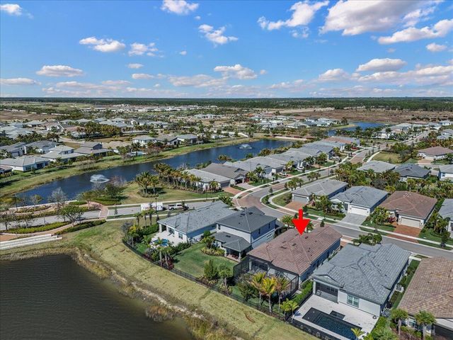 10366 Northbrook Circle, Palm Beach Gardens, FL 33412