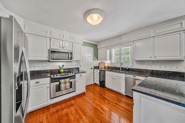 58 Stonehaven LN, Blue Ridge, VA 24064