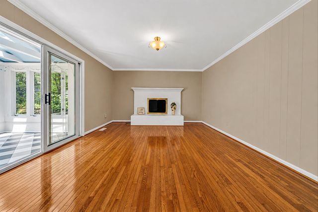 58 Stonehaven LN, Blue Ridge, VA 24064