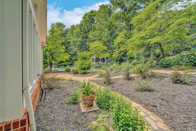 58 Stonehaven LN, Blue Ridge, VA 24064