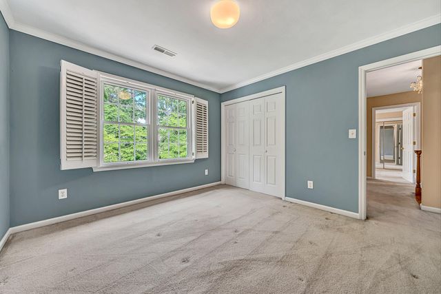 58 Stonehaven LN, Blue Ridge, VA 24064