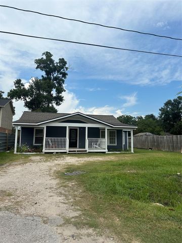2305 King Street, Houston, TX 77026