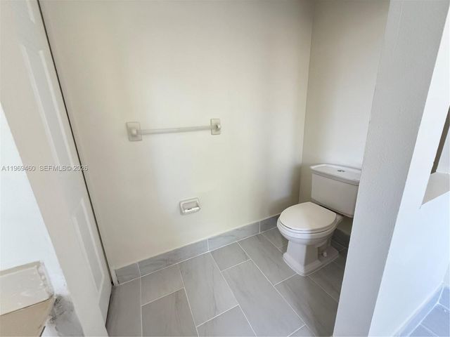 5081 SW 136th Ter, Miramar, FL 33027