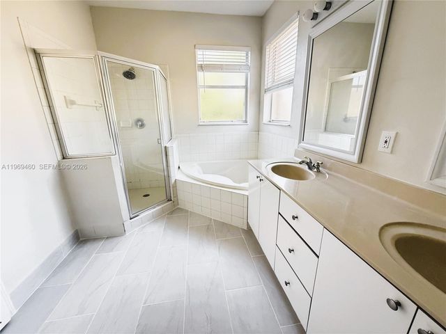 5081 SW 136th Ter, Miramar, FL 33027