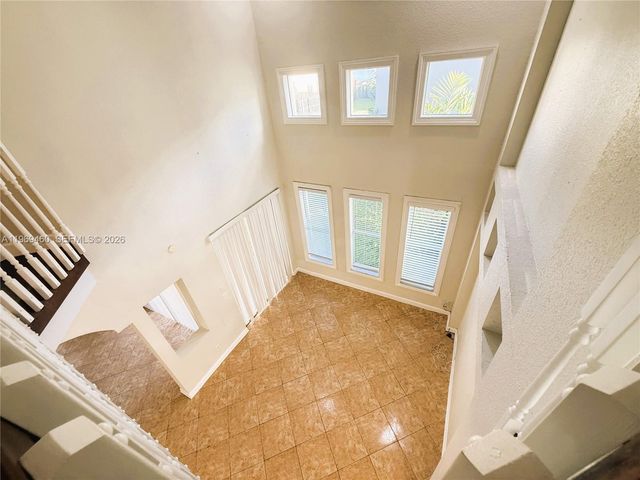 5081 SW 136th Ter, Miramar, FL 33027