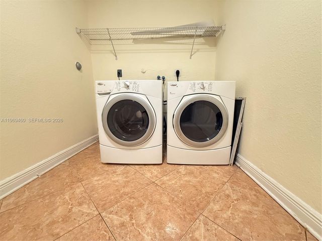 5081 SW 136th Ter, Miramar, FL 33027