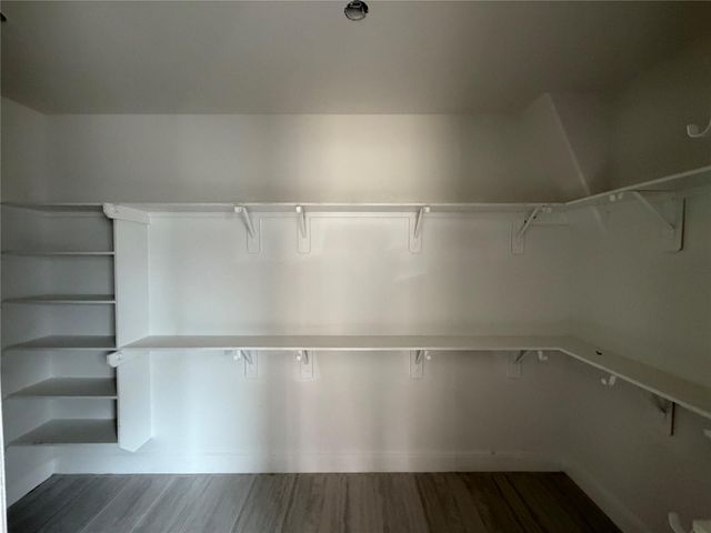 624 Golden Aster Boulevard, Waller, TX 77484