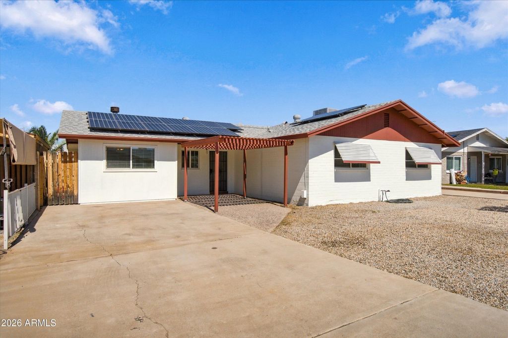 5914 W REDFIELD Road, Glendale, AZ 85306 — exterior