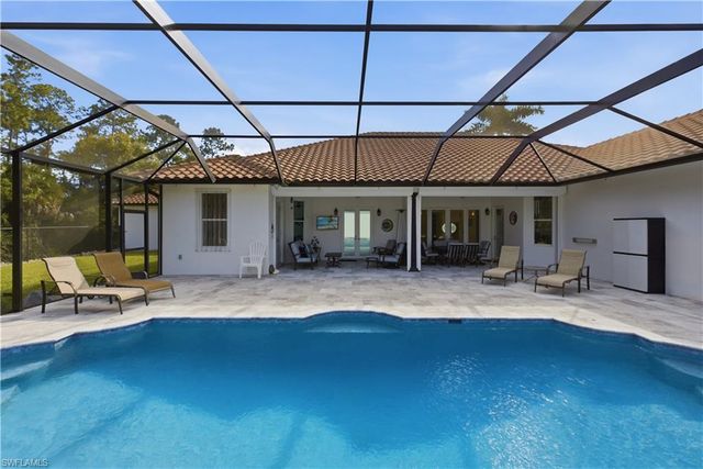 4411 Pine Ridge RD, Naples, FL 34119