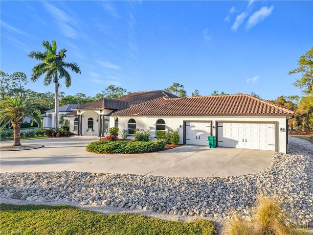 4411 Pine Ridge RD, Naples, FL 34119