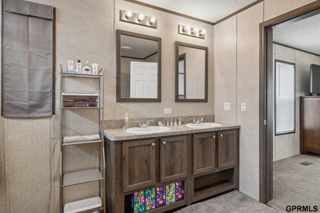 2902 Hancock Street, Bellevue, NE 68005