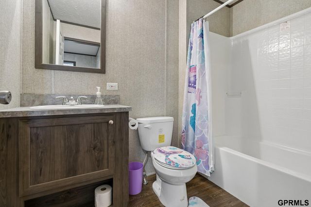 2902 Hancock Street, Bellevue, NE 68005