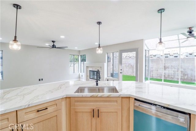 28950 Clear Spring, Highland, CA 92346